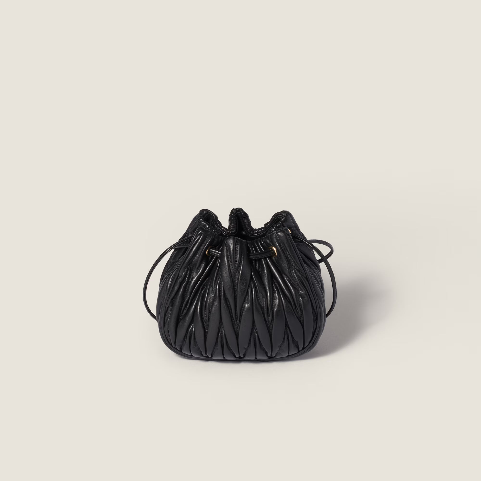 Matelassé nappa leather pouch