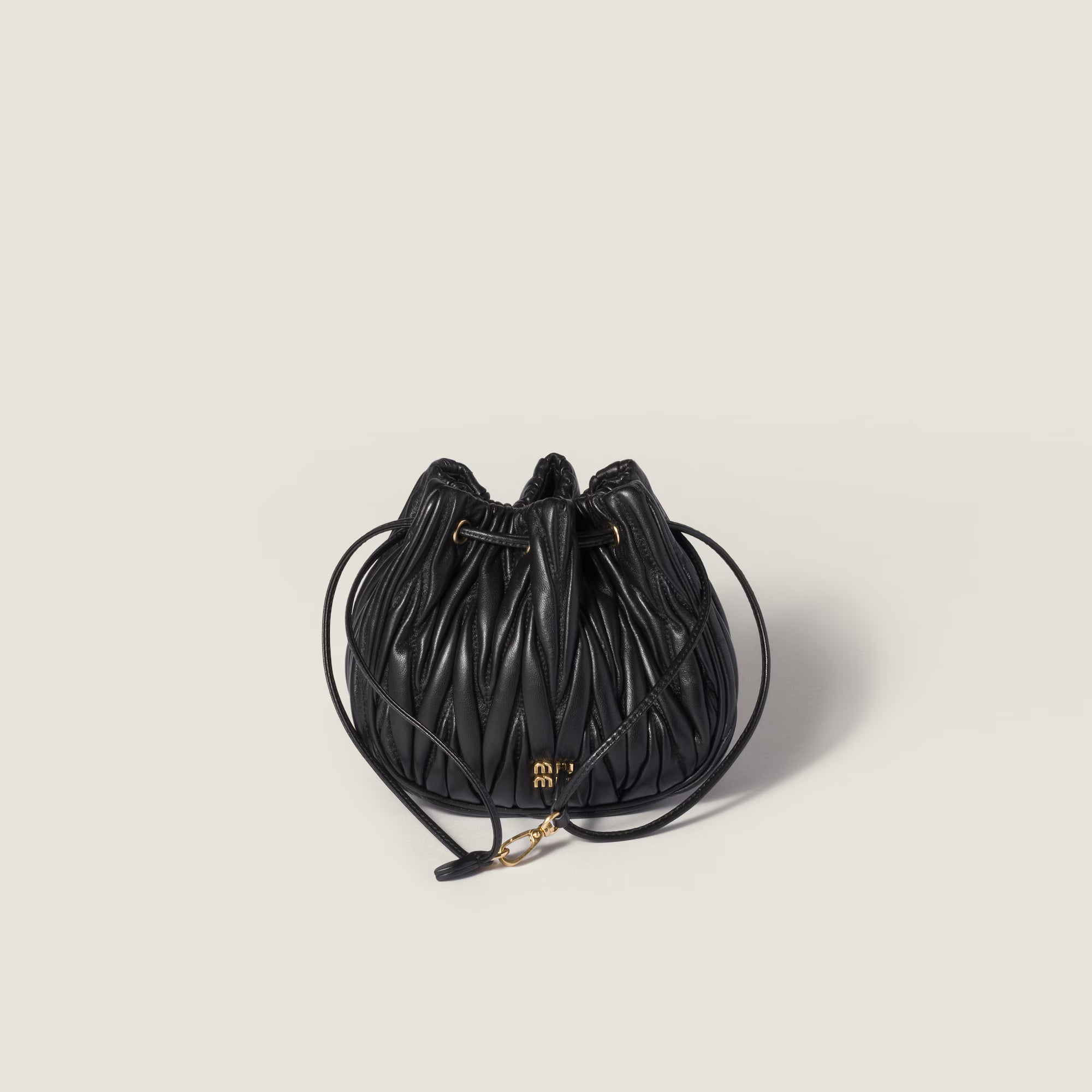 Matelassé nappa leather pouch